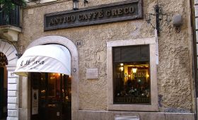 Κλείνει μετά 265 χρόνια το ιστορικό Caffe Greco στη Ρώμη! 