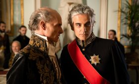 ΠΟΙΟΣ ΦΟΒΑΤΑΙ ΤΟΝ ΚΑΠΟΔΙΣΤΡΙΑ;