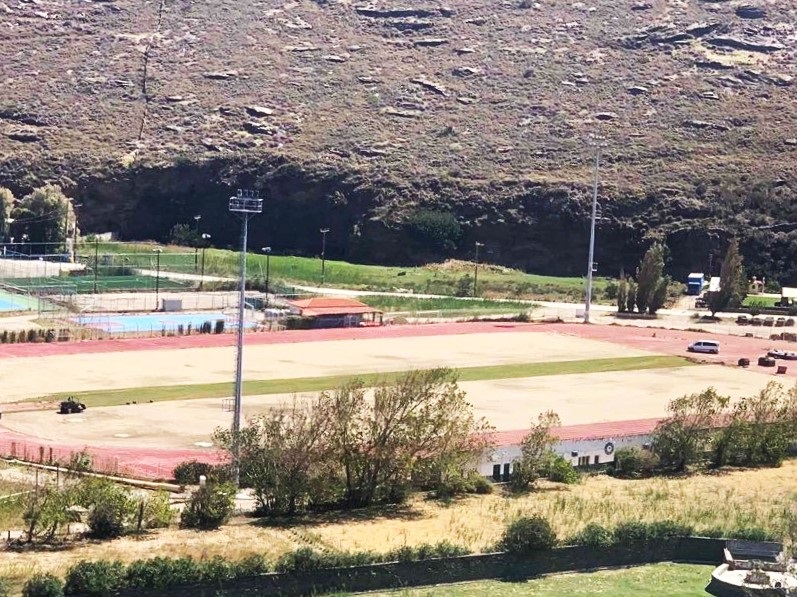 ΠΡΟΣΟΧΗ ΕΡΓΑ: Μην παρκάρετε προς Παραπόρτι...