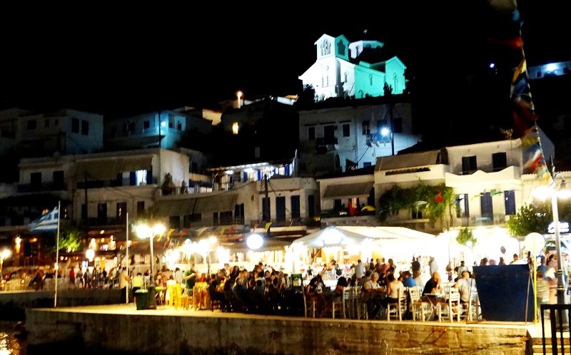 Μπατσί: οι κουζίνες του κόσμου και η ελληνική κουζίνα