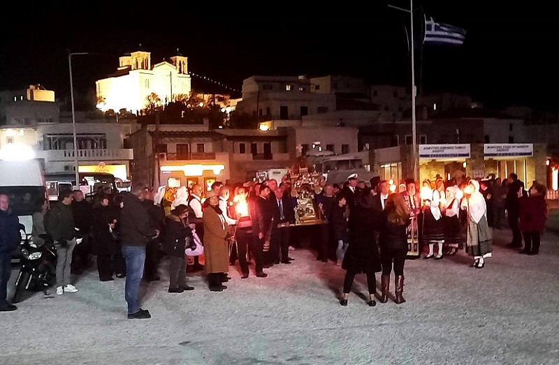 ΓΑΥΡΙΟ: Με λιτανεία στο 