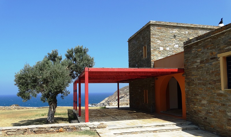 Επιχειρηματική κινητικότητα στα ξενοδοχεία της Άνδρου. Ποια εκχώρησαν την διαχείριση, ποιο πωλείται ακόμα...