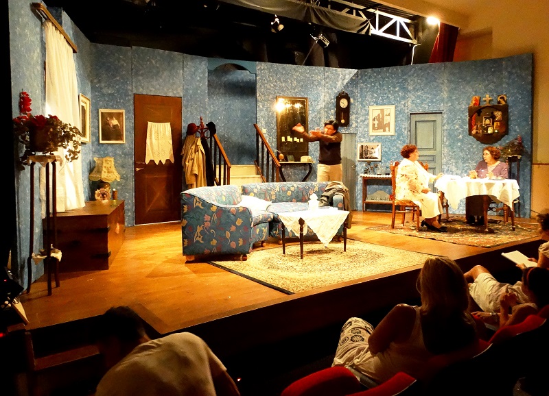 Η Άνδρος της τέχνης πάει θέατρο... μετά τον Δεκαπενταύγουστο!!!