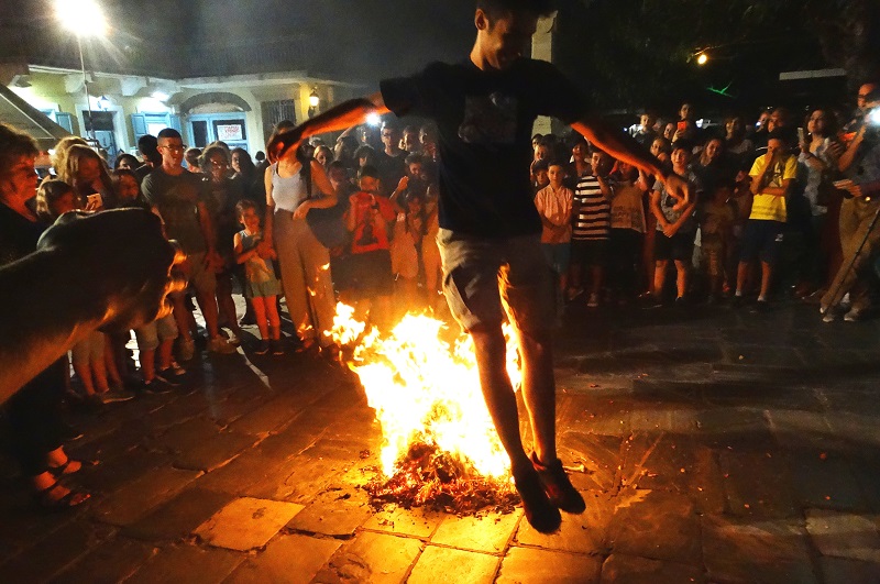 Γιορτάστηκε ο Κλήδονας στη Χώρα...