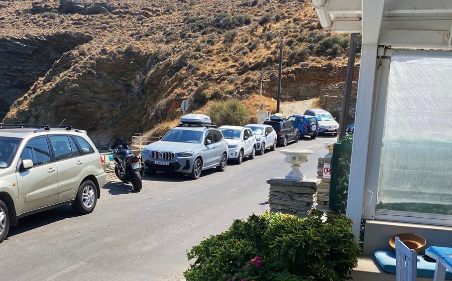 Πρωτόκολλο και... οι παραλίες της Άνδρου! Το αδιαχώρητο και σε Γυάλια, Αποθήκες, Ζόργκο, Βιτάλι κλπ.