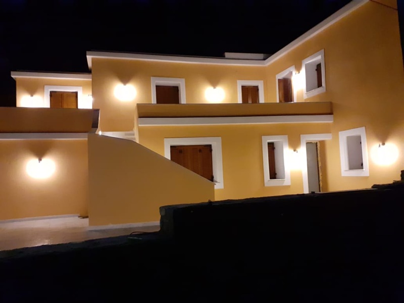 ΑΠΙΣΤΕΥΤΟ: Ενοικιάζεται οικονομικότατα βίλα στη Βουρκωτή!... 