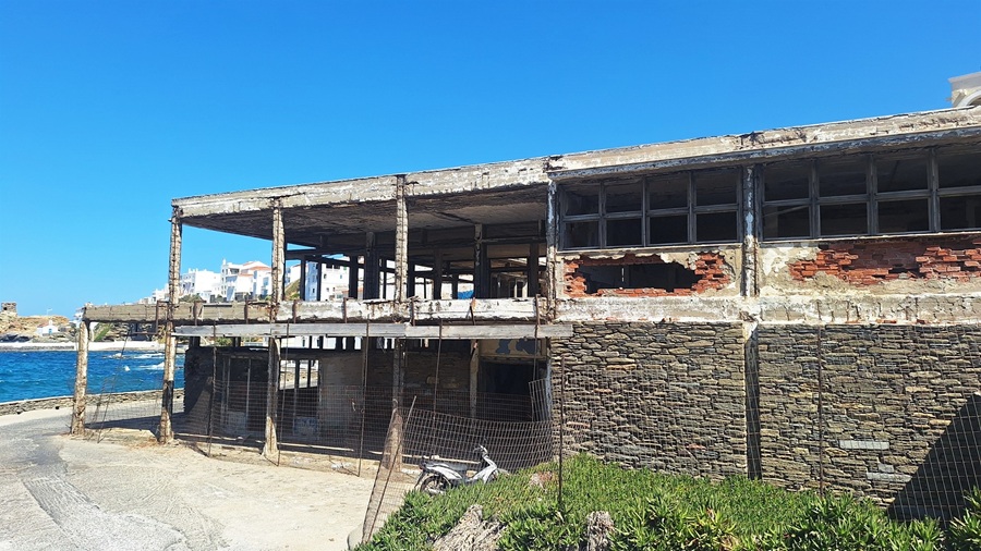 Κάτι κινείται για το Ξενία της Άνδρου!!!