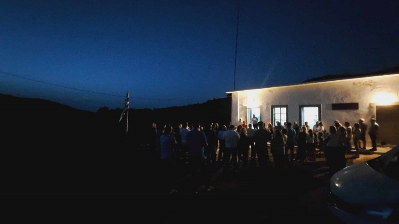 Δ. ΛΟΤΣΑΡΗΣ: Στις εσχατιές της Άνδρου, μια απίστευτη μάζωξη στο Μακροτάνταλο!.. 