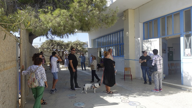 ΔΥΟ ΕΠΩΝΥΜΕΣ ΚΑΤΑΓΓΕΛΙΕΣ ΤΡΑΜΠΟΥΚΙΣΜΟΥ ΤΟ ΒΡΑΔΥ ΤΩΝ ΕΚΛΟΓΩΝ !!!