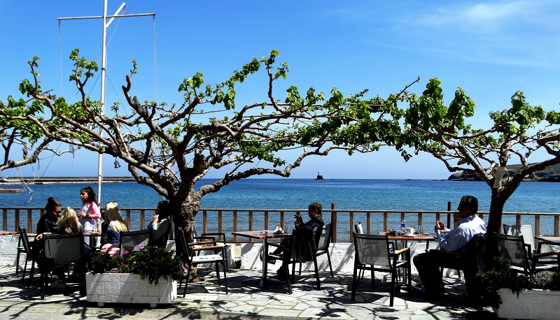 Στο + 5% η κίνηση το Πάσχα στις Κυκλάδες. Ποια τα δημοφιλή νησιά και γιατί… (σχόλια & φωτορεπορτάζ από Άνδρο).