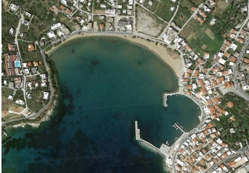 ΜΠΑΤΣΙ: Μελέτες προστασίας παραλίας και τουριστικού καταφυγίου