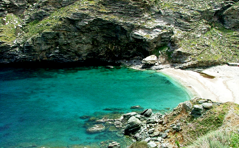 Ακούει κανείς; Το Συνετί ξέμεινε εντελώς από νερό!!!