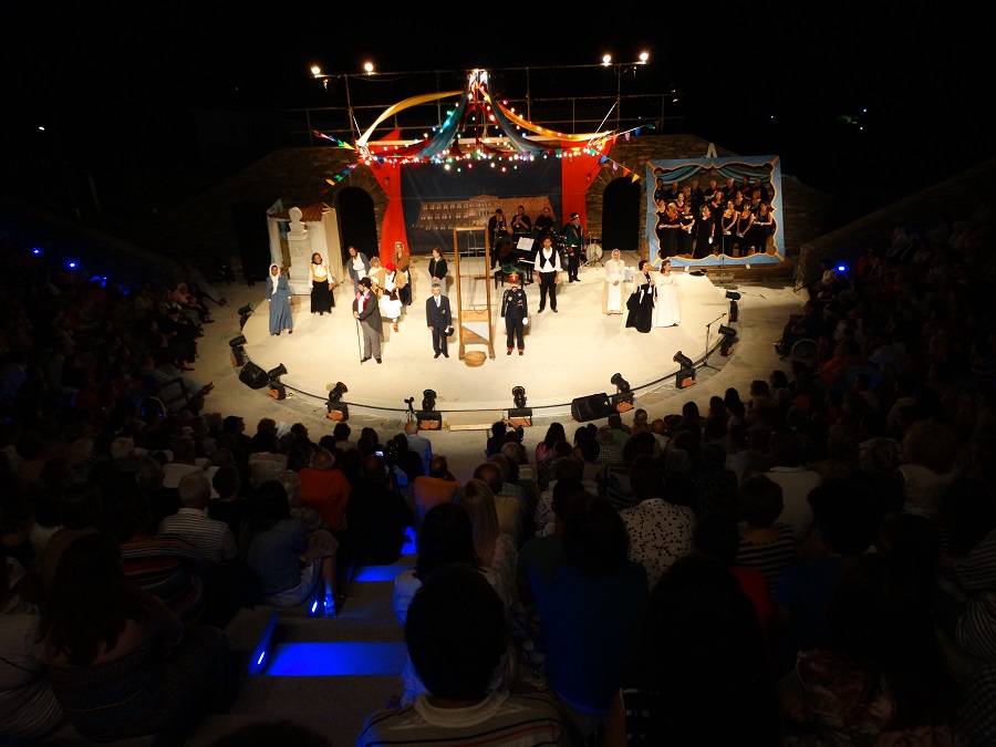 Το μεγάλο μας τσίρκο: περάστε κόσμε...