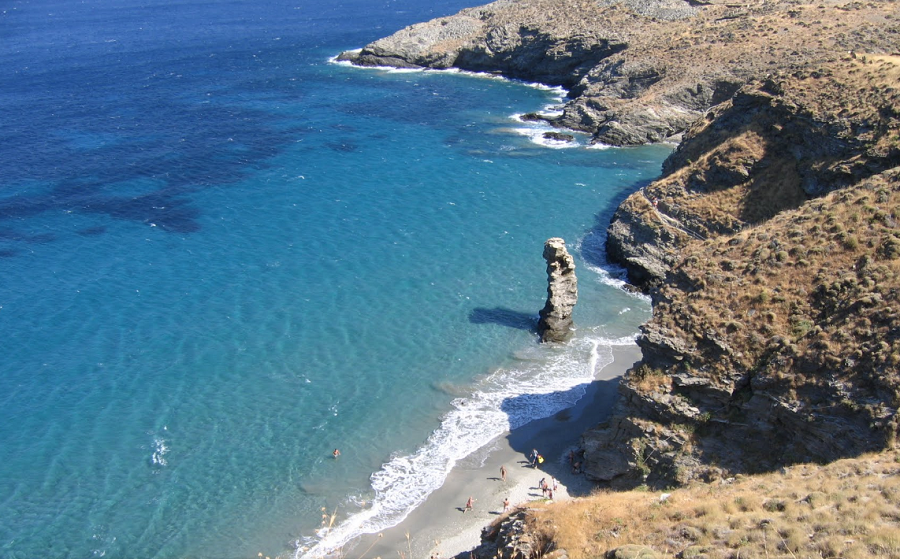 Σαν ανέκδοτο! Στην καρδιά του χειμώνα οι Ευρωπαίοι ψηφίζουν...  Άνδρο!!!