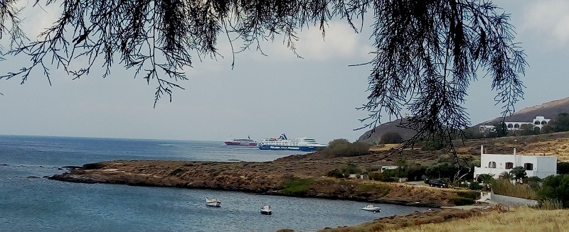 Άνδρος: Κατά κύματα οι τουρίστες του Αυγούστου…