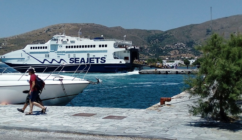 Μ. Ηλιόπουλος: Δεν θα υπάρξουν ταχύπλοα από Ραφήνα...