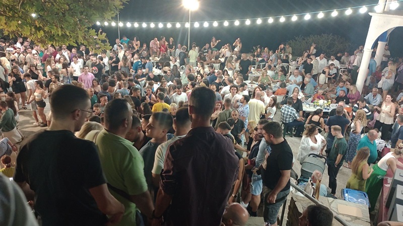 ΑΡΝΗ: Το μεγαλύτερο πανηγύρι της Άνδρου...