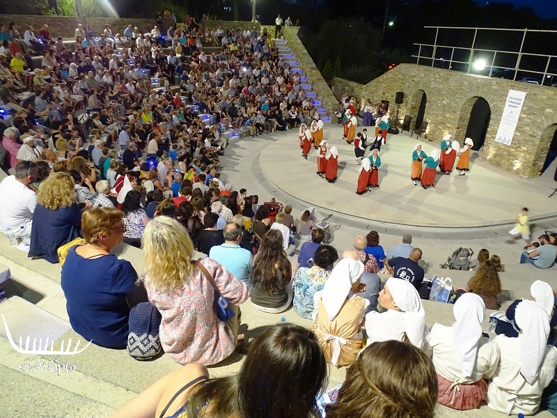 ΑΝΟΙΧΤΟ ΘΕΑΤΡΟ: Μια χορευτική διαδρομή στην παράδοση...