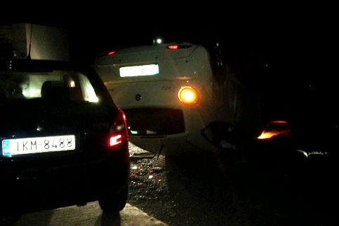 Εντυπωσιακό τροχαίο στα Γιάλια ευτυχώς χωρίς συνέπειες