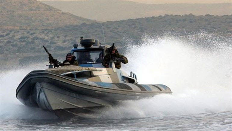 Μάχη με διεθνείς εμπόρους ναρκωτικών κοντά στην Άνδρο. Μετέφεραν 1 τόνο χασίς!