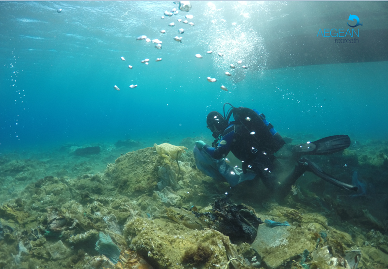 ΠΑΓΚΟΣΜΙΑ ΗΜΕΡΑ ΠΕΡΙΒΑΛΛΟΝΤΟΣ: Το λιμεναρχείο Άνδρου συμβάλει στον καθαρισμό ακτών και βυθών στην Άνδρο