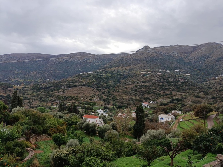 ΘΟΔΩΡΗΣ ΚΟΛΥΔΑΣ: Ένας Δεκέμβρης από τα παλιά...