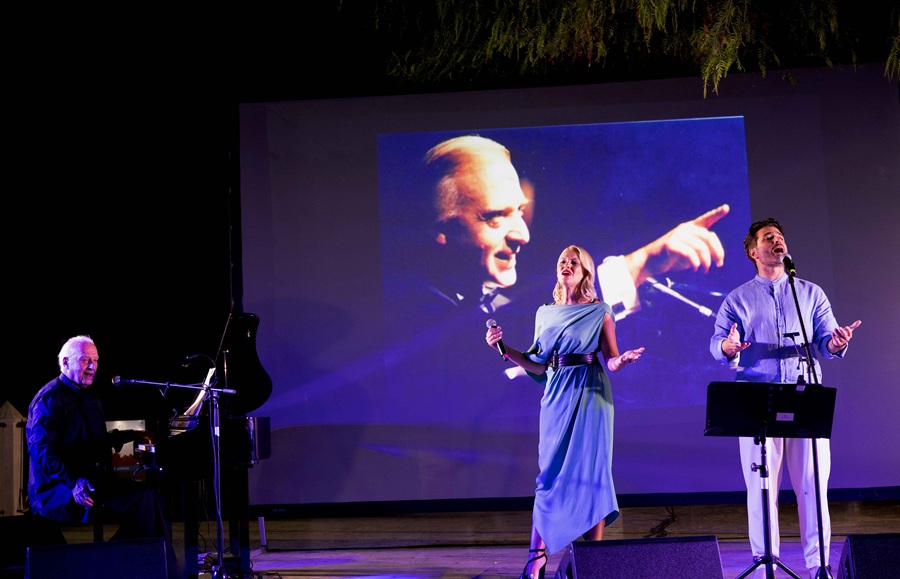 ΤΟ ΦΕΣΤΙΒΑΛ ΑΝΔΡΟΥ ΣΥΝΕΧΙΖΕΙ ΜΕ ΣΥΝΑΥΛΙΑ ΤΟΥ ΓΙΩΡΓΟΥ ΧΑΤΖΗΝΑΣΙΟΥ (13/8)