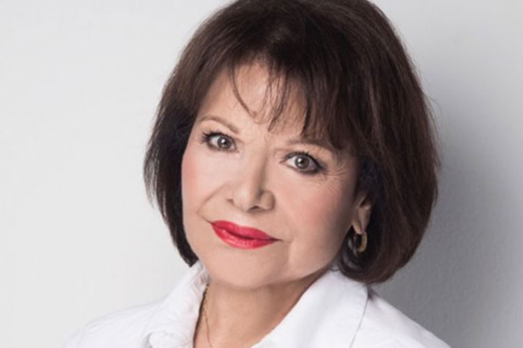 Πίτσα Παπαδοπούλου, «ο θηλυκός Καζαντζίδης»