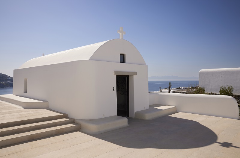 ΚΑΛΕΣΜΑ: Ένα μοναδικό εξωκλήσι στη Μύκονο!...