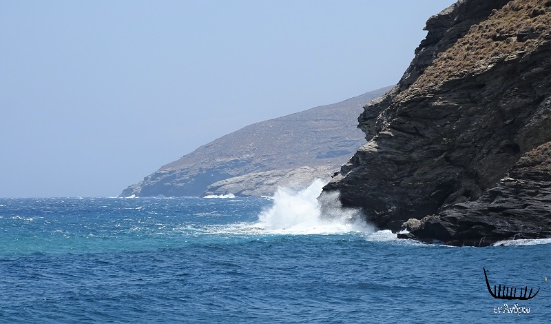 Καλοκαίρι και μελτέμι: Οι πολλές επιλογές της Άνδρου... 