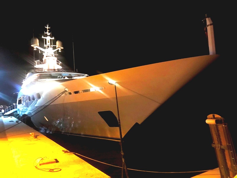 Παρέλαση Super Yacht στο Μπατσί!...