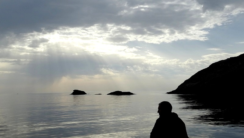 Θαλασσογραφίες στο Στενό