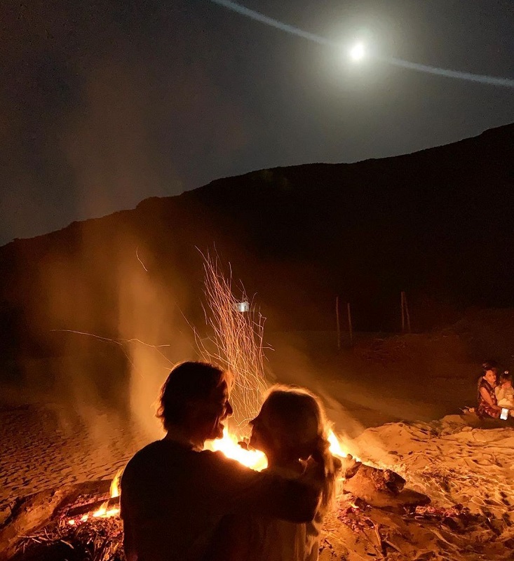 Υποδοχή του Σεπτέμβρη και της πανσελήνου με νυχτερινή φωτιά στα Άχλα