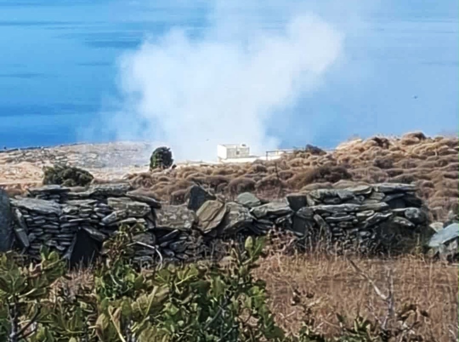 ΚΑΙΓΟΝΤΑΙ ΣΚΟΥΠΙΔΙΑ ΕΚΤΟΣ ΧΩΜΑΤΕΡΗΣ ΣΤΗ ΣΤΑΥΡΟΠΕΔΑ! ΤΙ ΓΙΝΕΤΑΙ ΜΕ ΤΟΝ ΧΥΤΥ ΤΗΣ ΠΛΟΥΣΚΑΣ;