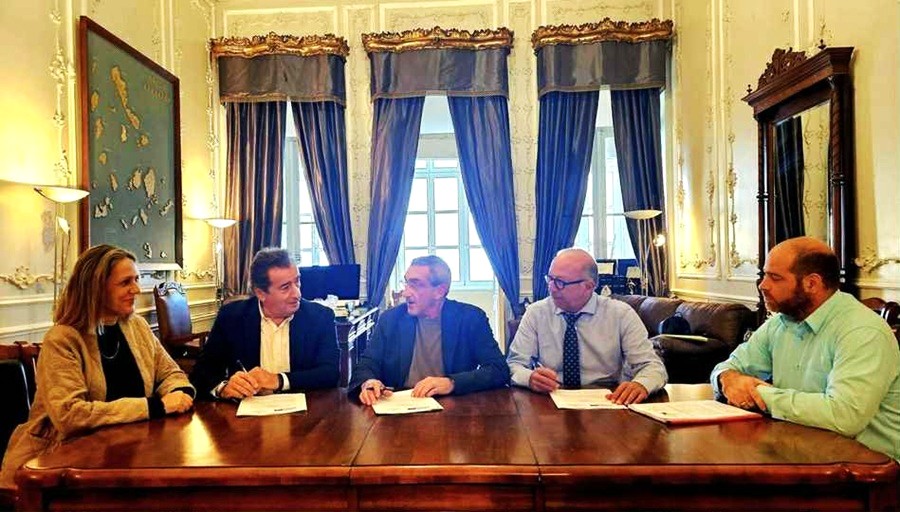 ΕΝΑΣ ΧΡΟΝΟΣ ΑΠΟ ΤΗΝ ΥΠΟΓΡΑΦΗ ΤΗΣ ΣΥΜΒΑΣΗΣ ΓΙΑ ΤΟΝ ΧΥΤΥ ΚΑΙ ΤΙΠΟΤΑ ΔΕΝ ΕΓΙΝΕ!!!