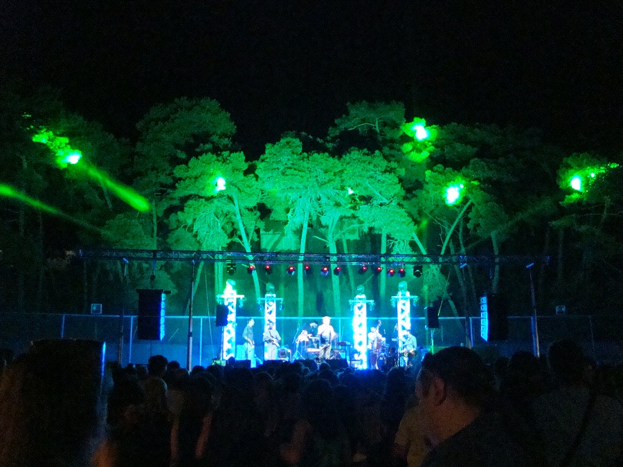 Συναυλία Κωστή Μαραβέγια στην Άνδρο: πήγαν όλοι μικροί και μεγάλοι…