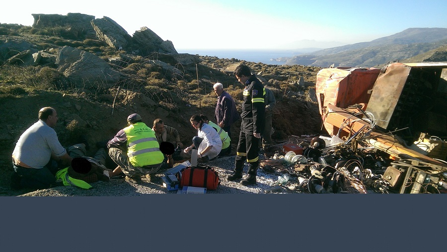 Σοβαρό ατύχημα φορτηγού εταιρείας συνεργαζόμενης με την ΔΕΗ στο Στενό