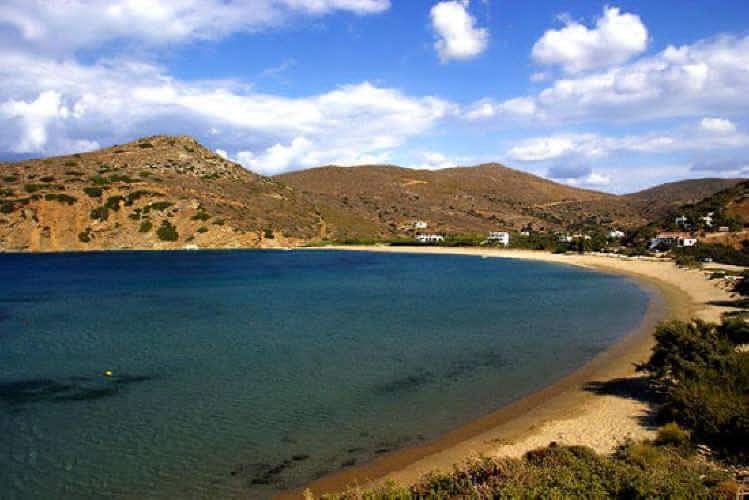 Παραλίες και… παράλληλες σκέψεις!!