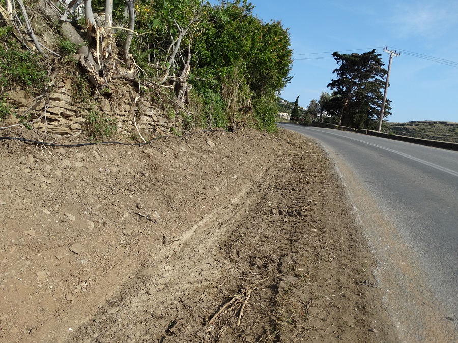 Οι αναγνώστες μας γράφουν για τους δρόμους
