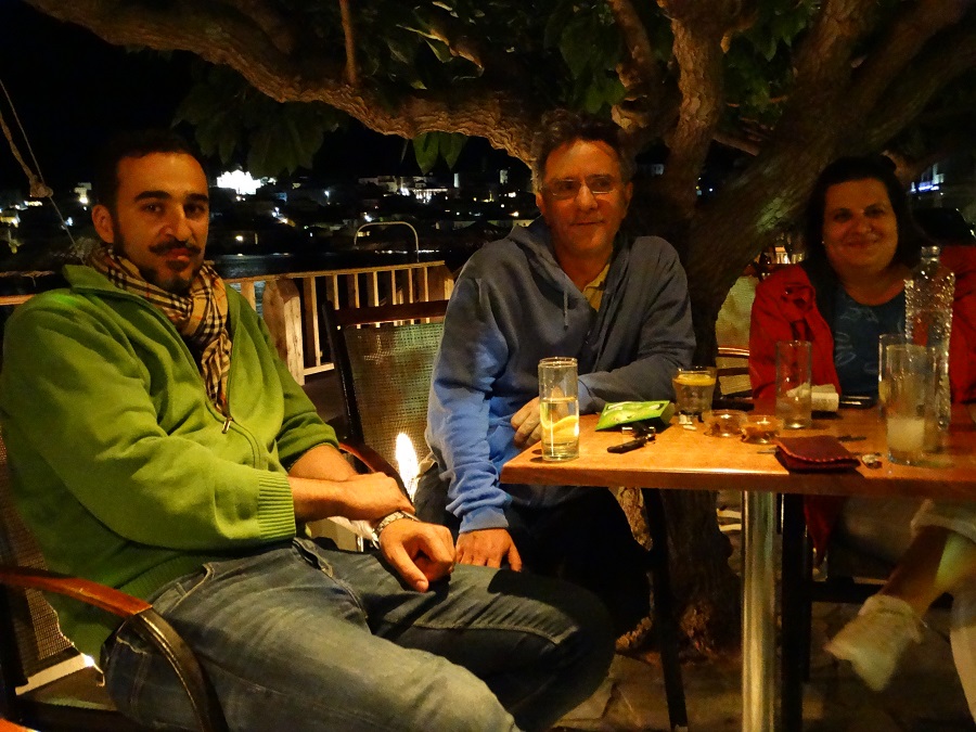 Σαν όνειρο μαγευτικό: χτες στο Νειμποριό και σήμερα στη Χώρα