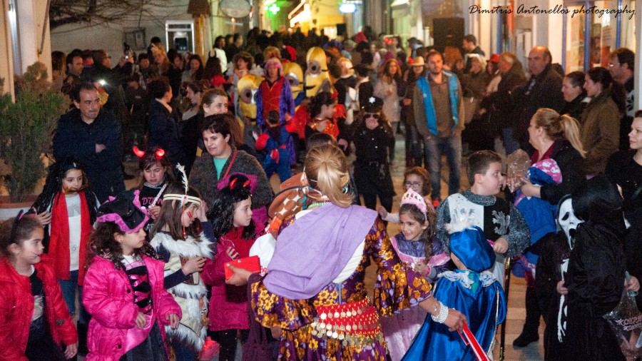 Μασκαράτα στον Όρμο Κορθίου