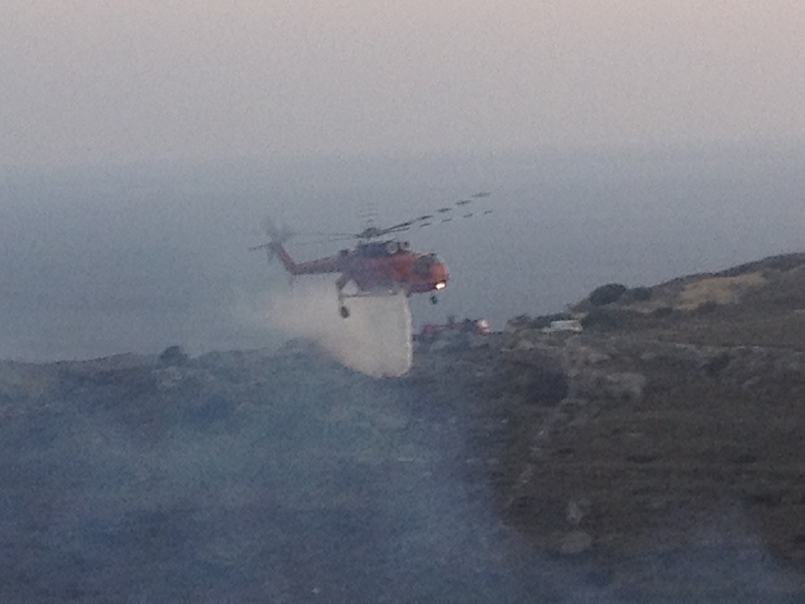 Ολονύκτιος αγώνας με τις αναζοπυρώσεις - Η φωτιά στη Φάσα έσβησε το πρωί