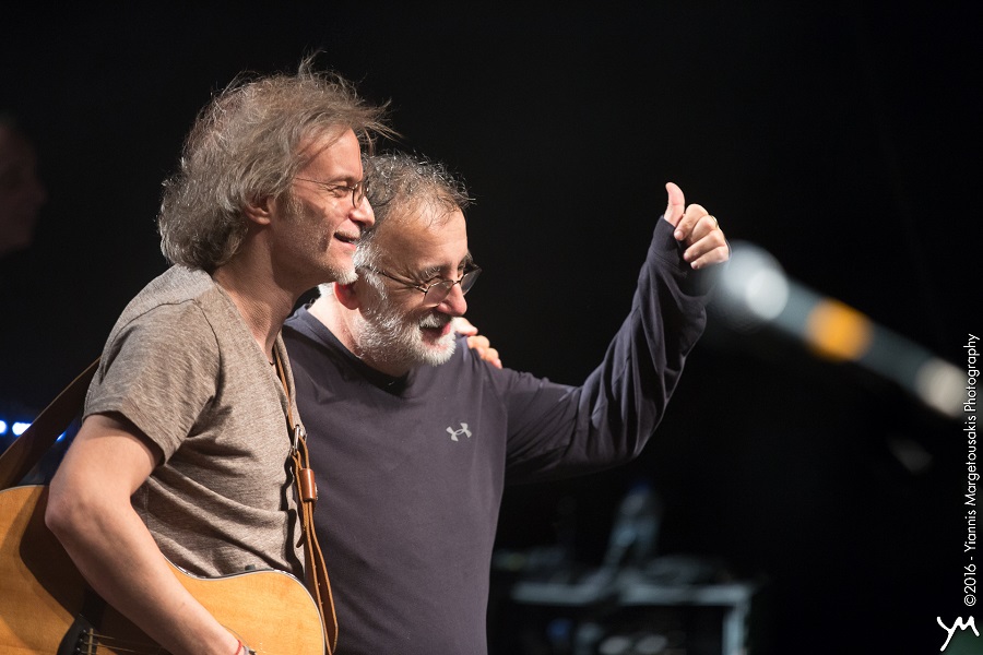 ΦΕΣΤΙΒΑΛ (3/9): Ο Θάνος Μικρούτσικος και ο Μίλτος Πασχαλίδης στην Άνδρο