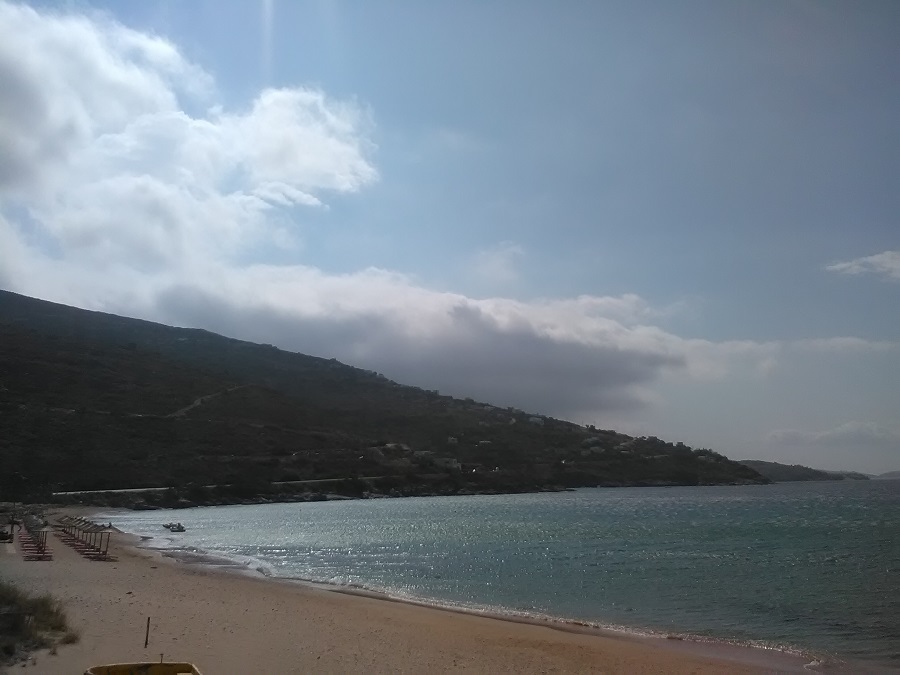 Έτσι ξύπνησε σήμερα η Άνδρος...