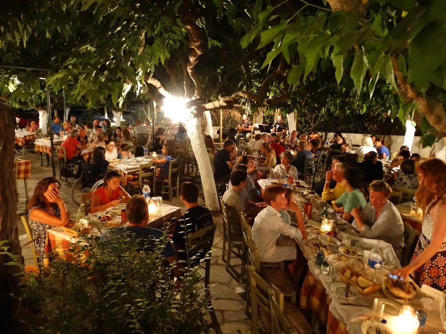 Μουσικές γωνιές της Άνδρου...